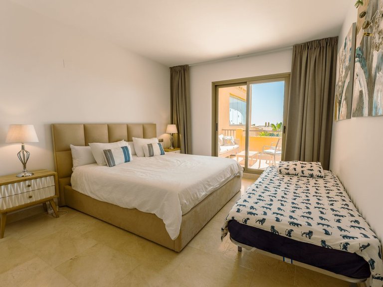 Apartment for Sale in Atalaya, Malaga 20