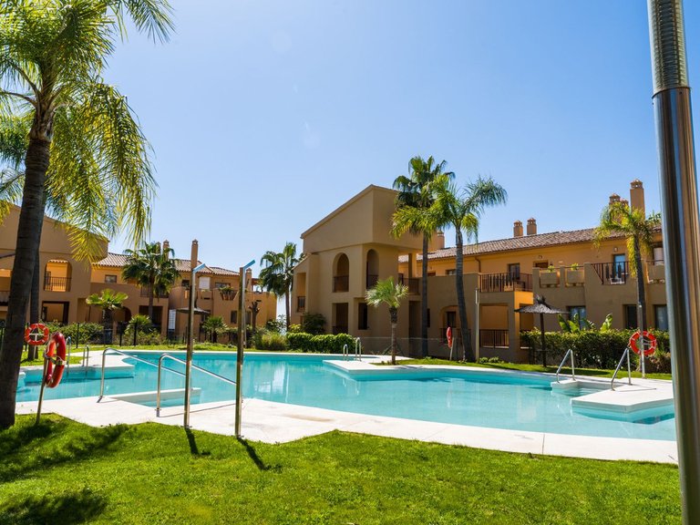 Apartment for Sale in Atalaya, Malaga 31