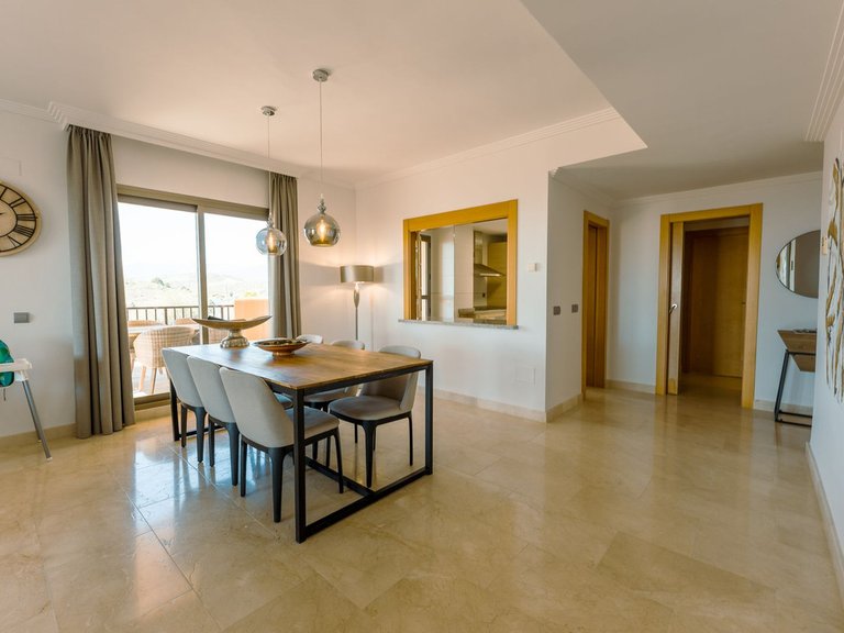 Apartment for Sale in Atalaya, Malaga 6