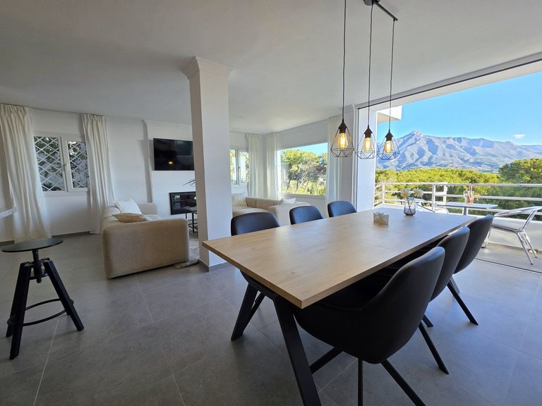 Apartment for Sale in Nueva Andalucía, Malaga 22