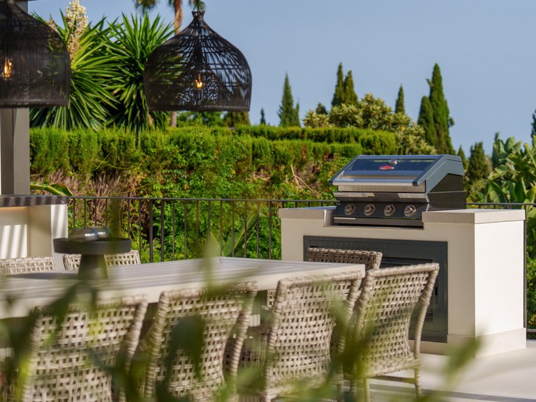 Villa for Sale in Costa del Sol The Golden Mile, Malaga 23
