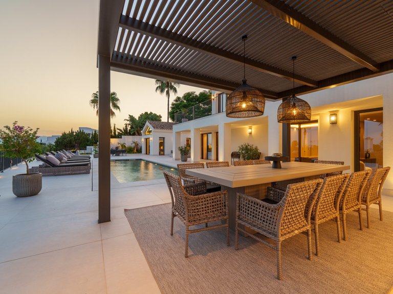 Villa for Sale in Costa del Sol The Golden Mile, Malaga 26