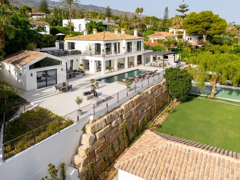 Villa for Sale in Costa del Sol The Golden Mile, Malaga 39