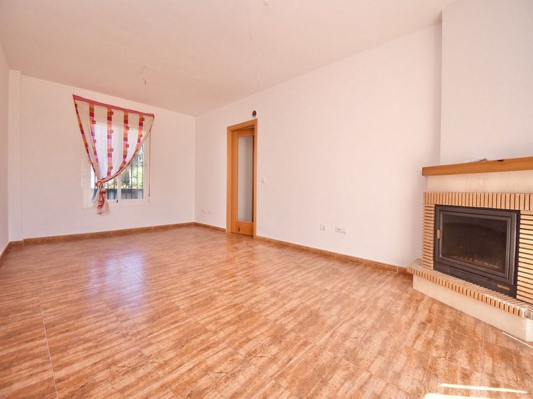 Villa for Sale in Fuengirola, Malaga 4
