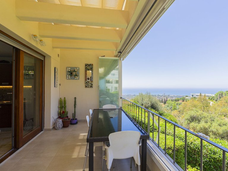 Apartment for Sale in Altos De Los Monteros, Malaga 22