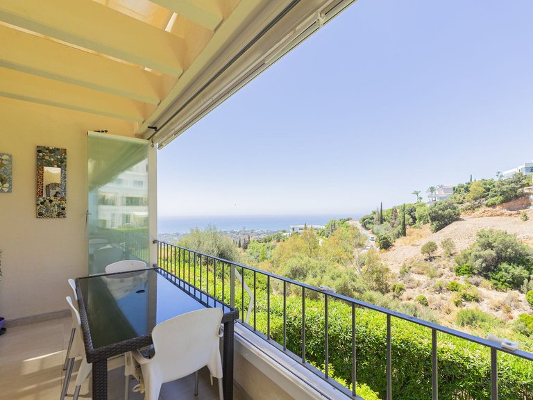 Apartment for Sale in Altos De Los Monteros, Malaga 3