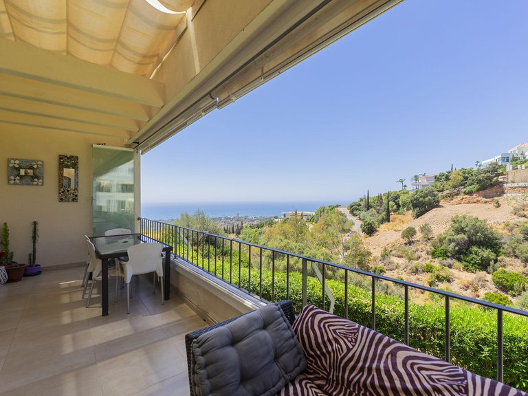 Apartment for Sale in Altos De Los Monteros, Malaga 30