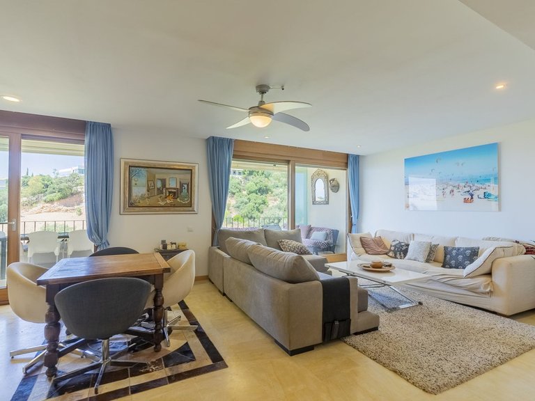 Apartment for Sale in Altos De Los Monteros, Malaga 6