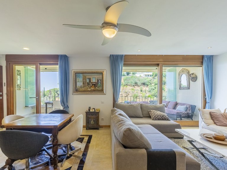 Apartment for Sale in Altos De Los Monteros, Malaga 8
