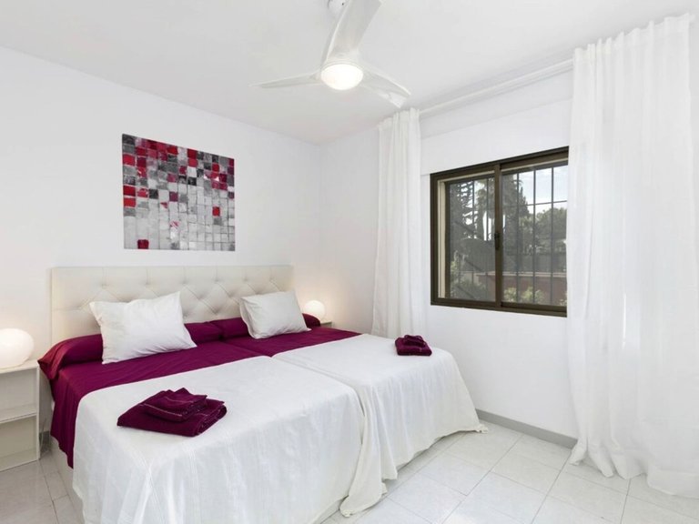 Villa for Sale in Nueva Andalucía, Malaga 8