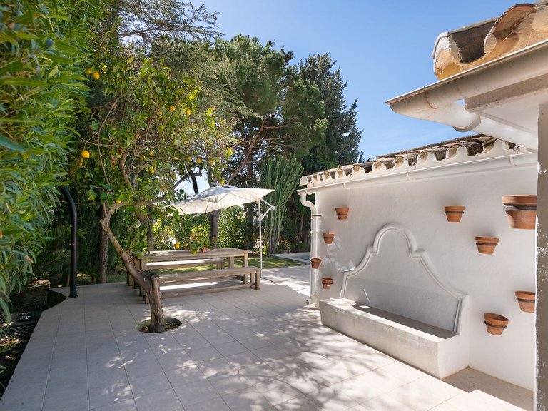 Villa for Sale in Hacienda Las Chapas, Malaga 34