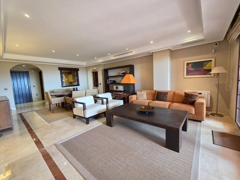Apartment for Sale in La Mairena, Malaga 15