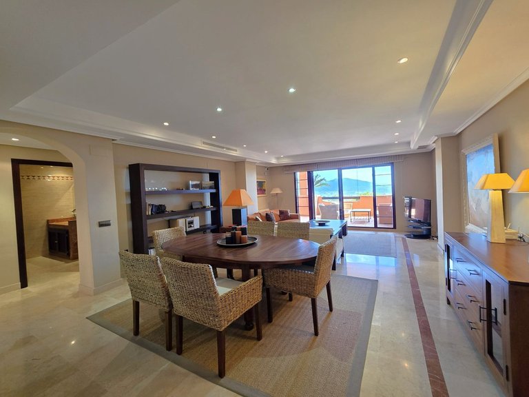 Apartment for Sale in La Mairena, Malaga 2