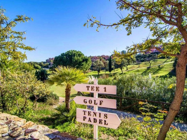 Apartment for Sale in La Mairena, Malaga 41