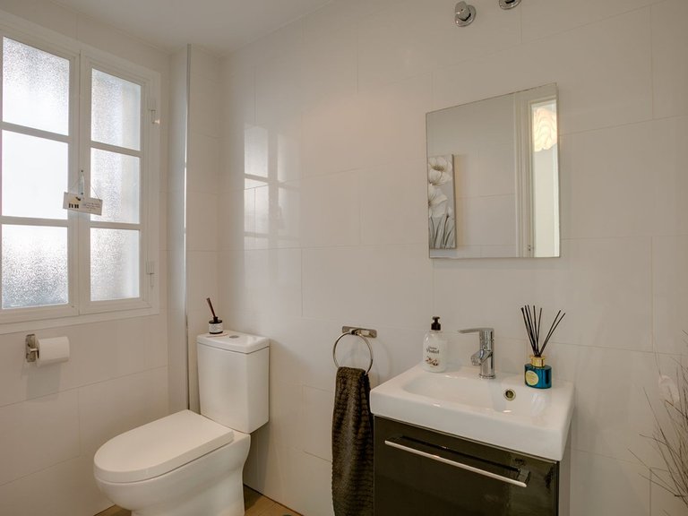 Villa for Sale in Bel Air, Malaga 12
