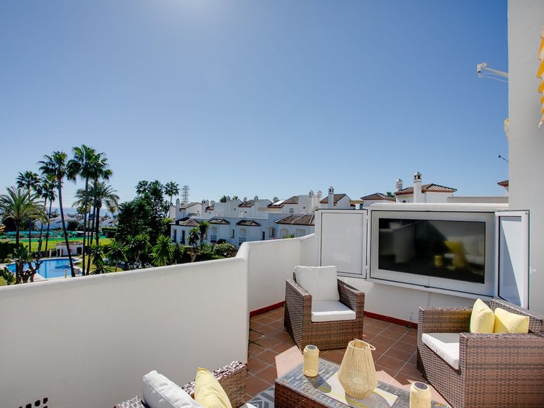 Villa for Sale in Bel Air, Malaga 15