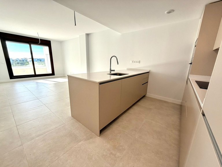 Apartment for Sale in Estepona, Malaga 7