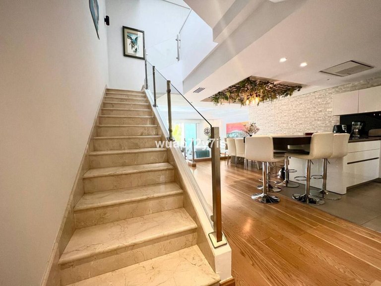 Villa for Sale in Estepona, Malaga 10