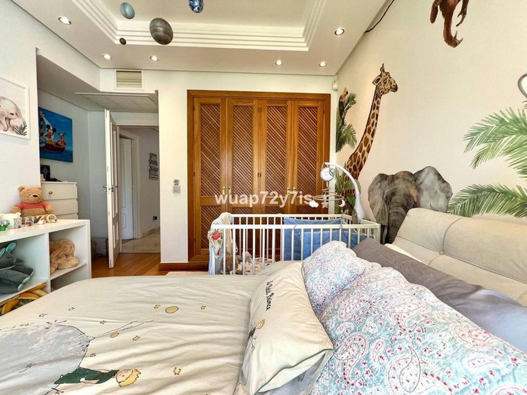 Villa for Sale in Estepona, Malaga 13