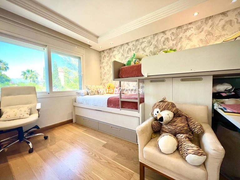 Villa for Sale in Estepona, Malaga 16
