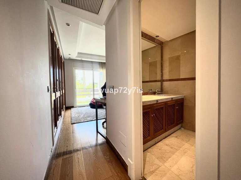 Villa for Sale in Estepona, Malaga 21
