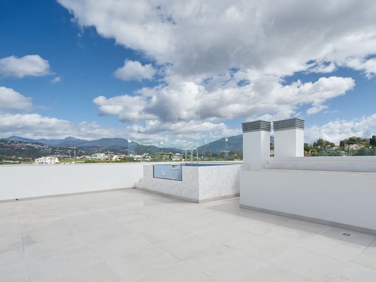 Villa for Sale in San Pedro De Alcántara, Malaga 17