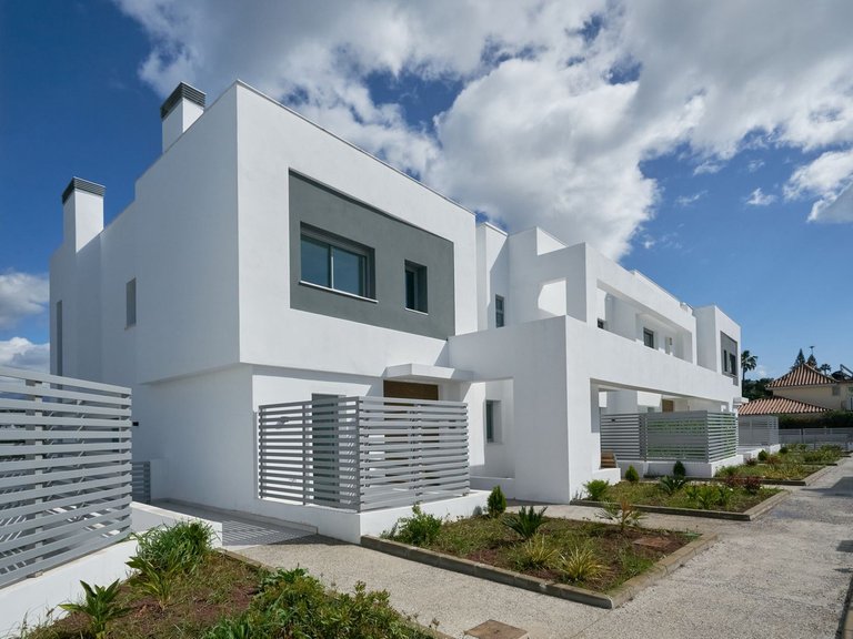 Villa for Sale in San Pedro De Alcántara, Malaga 4