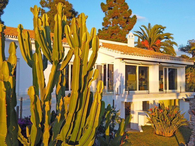 Villa for Sale in Hacienda Las Chapas, Malaga 16