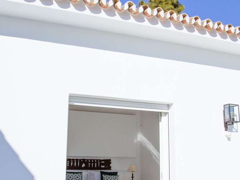 Villa for Sale in Hacienda Las Chapas, Malaga 28