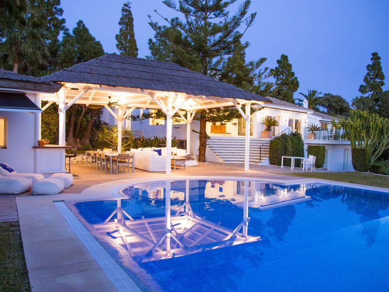 Villa for Sale in Hacienda Las Chapas, Malaga 35