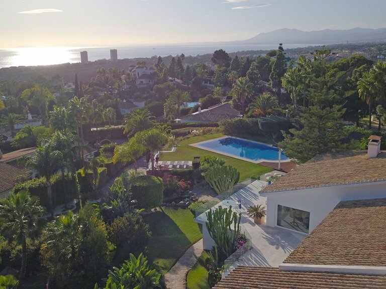 Villa for Sale in Hacienda Las Chapas, Malaga 7