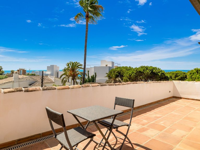 Villa for Sale in Marbesa, Malaga 10