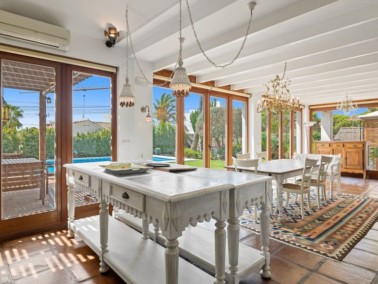 Villa for Sale in Marbesa, Malaga 25