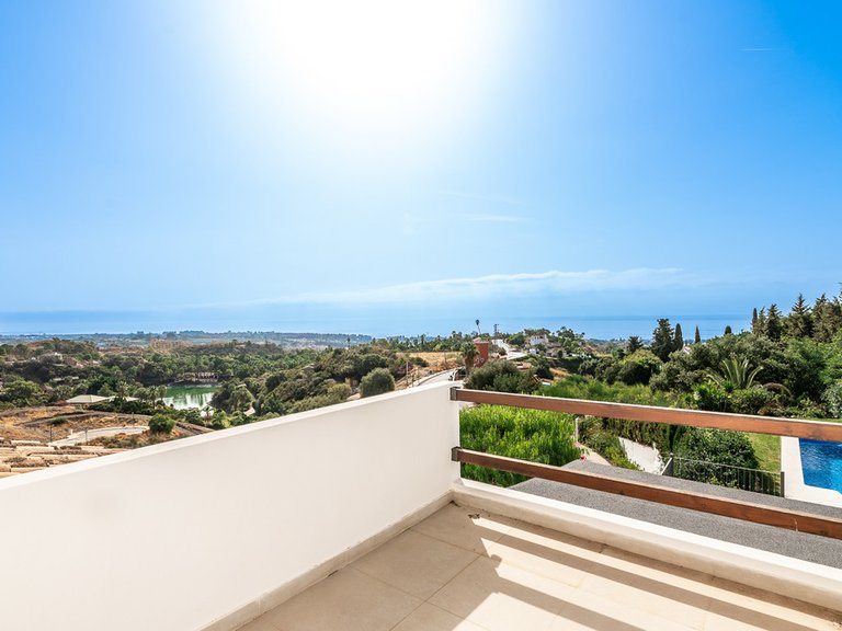 Villa for Sale in Costa del Sol Estepona, Malaga 14