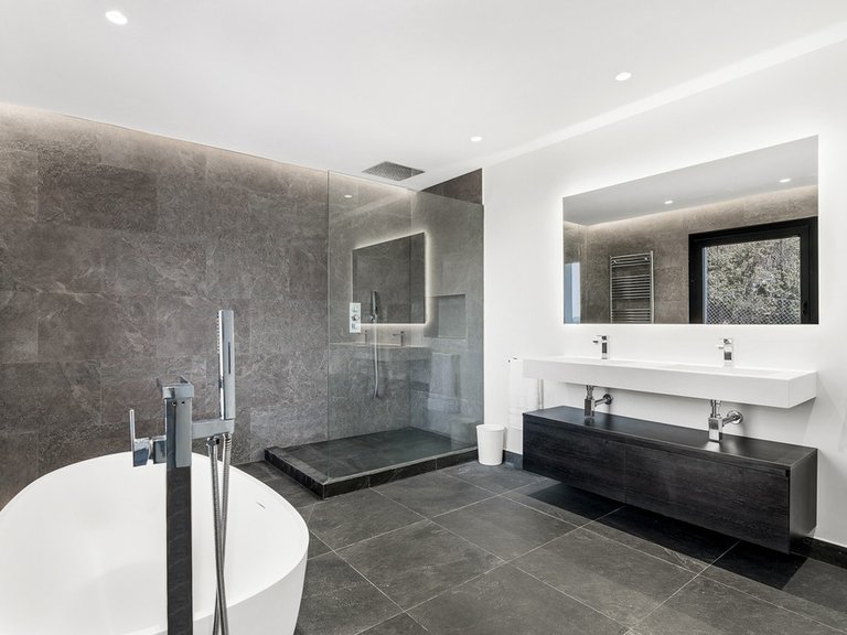 Villa for Sale in Costa del Sol Estepona, Malaga 16