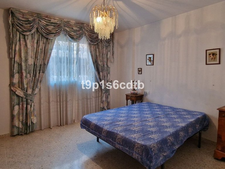 Apartment for Sale in San Pedro De Alcántara, Malaga 5