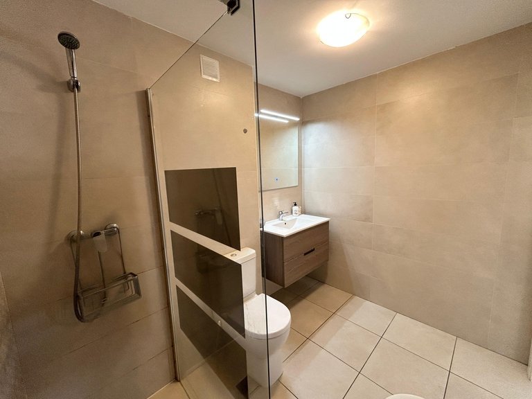 Apartment for Sale in Nueva Andalucía, Malaga 23