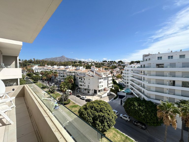 Apartment for Sale in Nueva Andalucía, Malaga 3