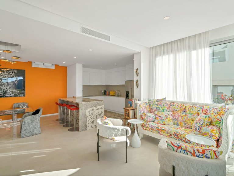 Apartment for Sale in Benahavís, Malaga 11