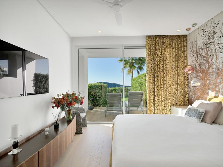 Apartment for Sale in Benahavís, Malaga 17