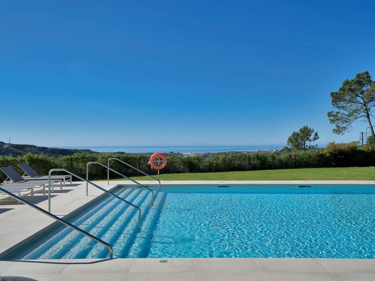 Apartment for Sale in Benahavís, Malaga 2