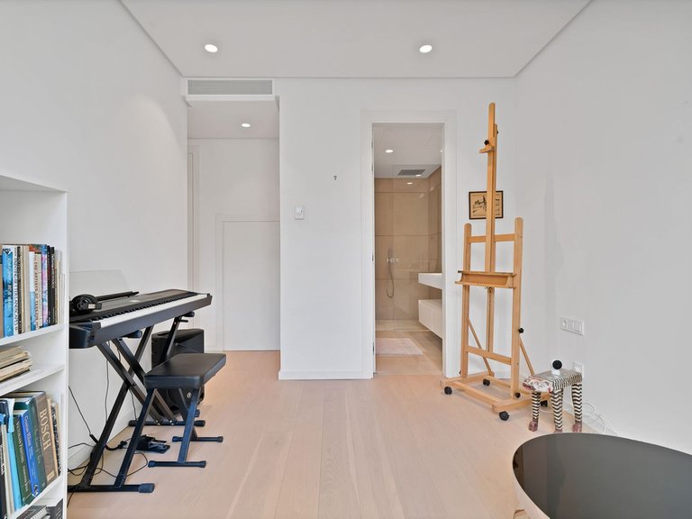 Apartment for Sale in Benahavís, Malaga 24