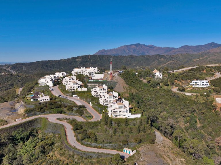 Apartment for Sale in Benahavís, Malaga 35