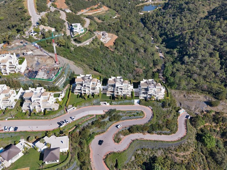 Apartment for Sale in Benahavís, Malaga 38