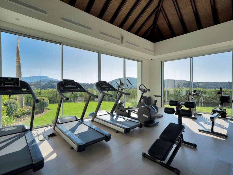 Apartment for Sale in Benahavís, Malaga 40