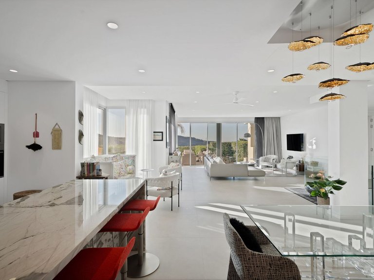 Apartment for Sale in Benahavís, Malaga 7