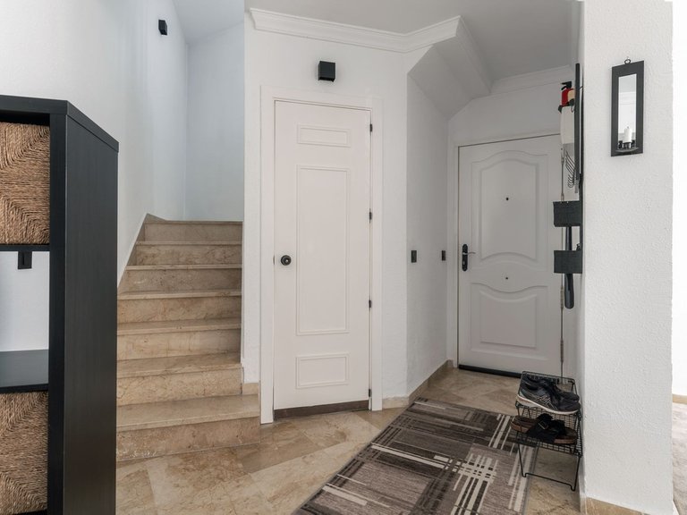 Villa for Sale in Nueva Andalucía, Malaga 11