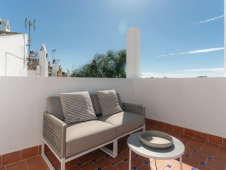 Villa for Sale in Nueva Andalucía, Malaga 21
