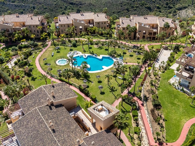 Apartment for Sale in Benahavís, Malaga 29