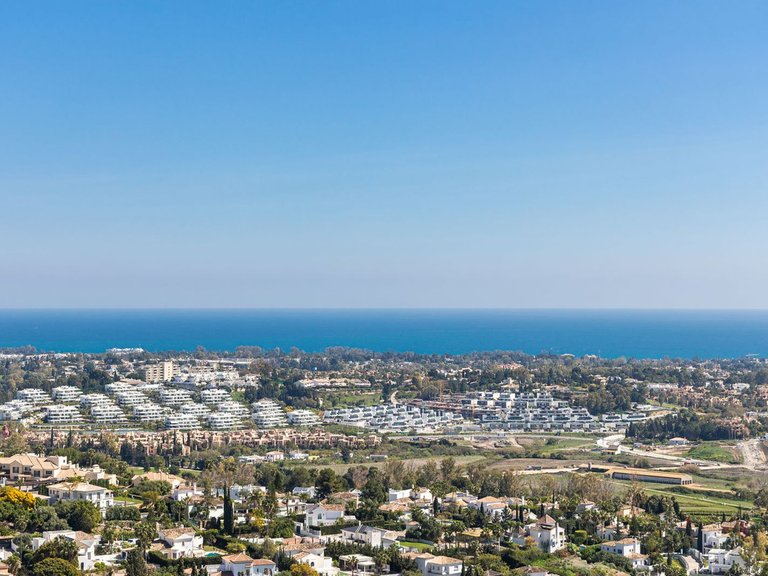 Apartment for Sale in Benahavís, Malaga 31